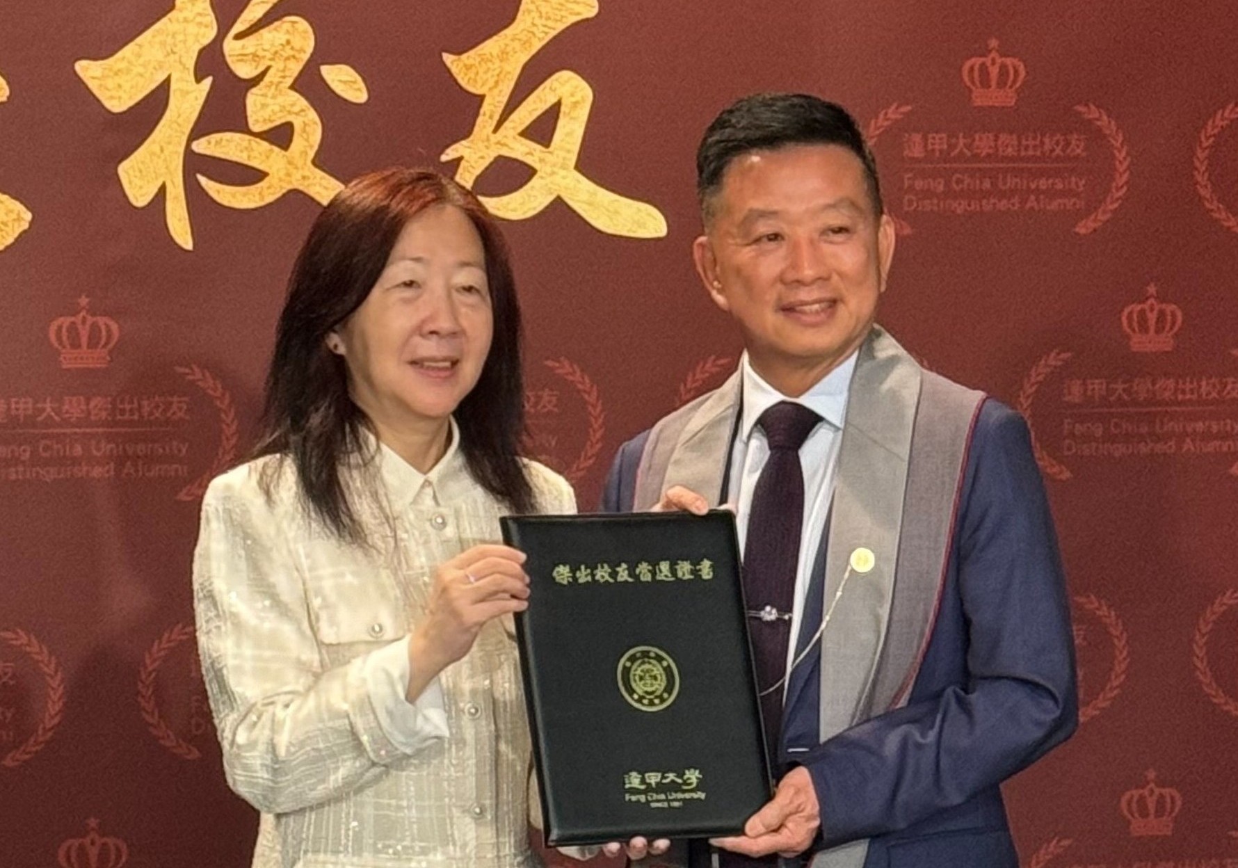 羅泳秋